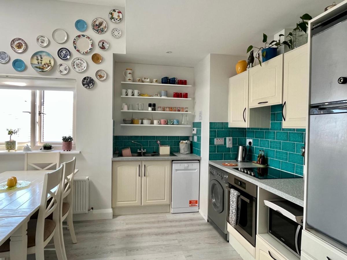 Harbour View Retreat Cro Na Mbo Apartment Midleton Luaran gambar